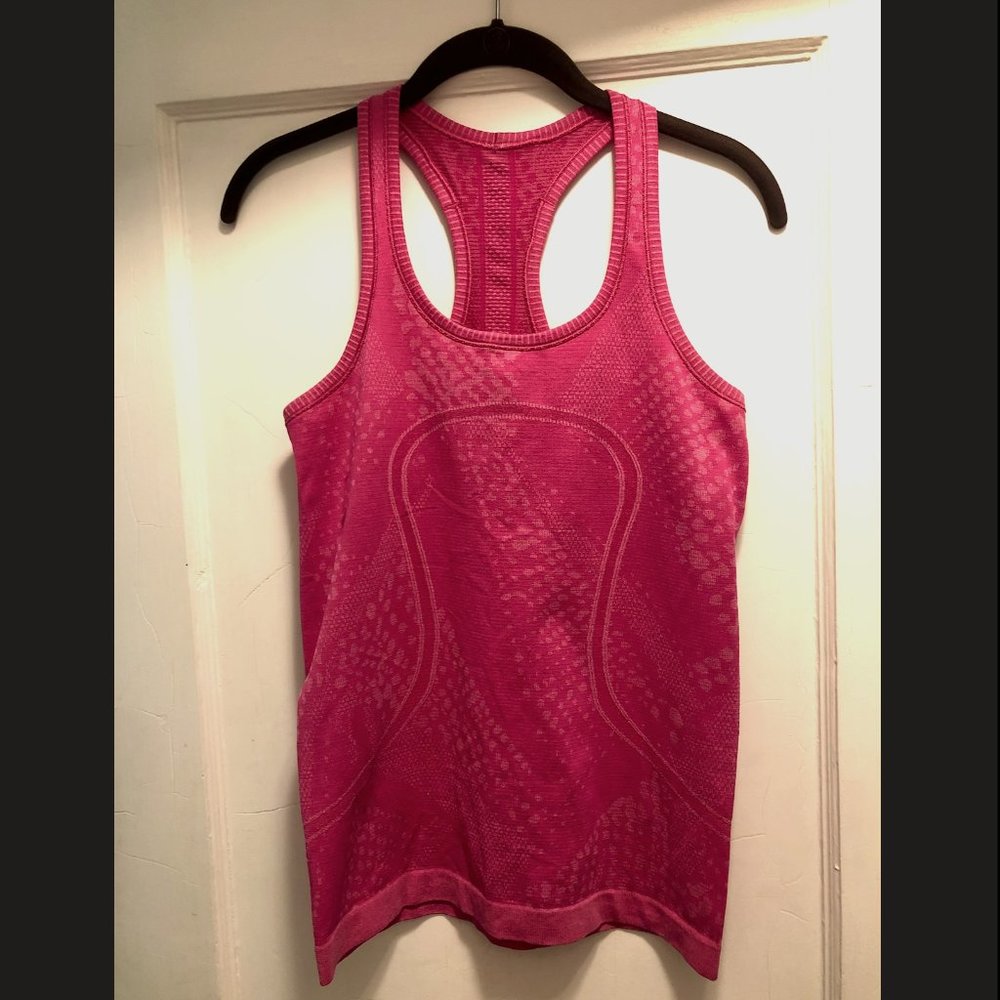 Lululemon Swiftly Tank Top Size 6